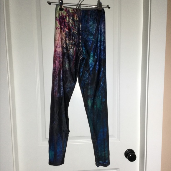 Multi Color leggings - Picture 4 of 4